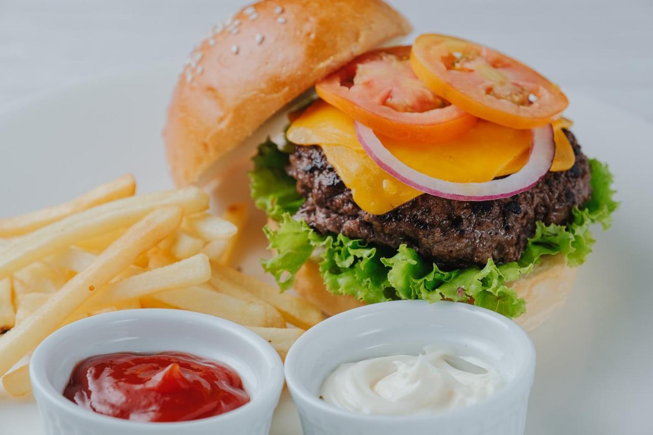 Park Inn By Radisson Bacolod Buitenkant foto