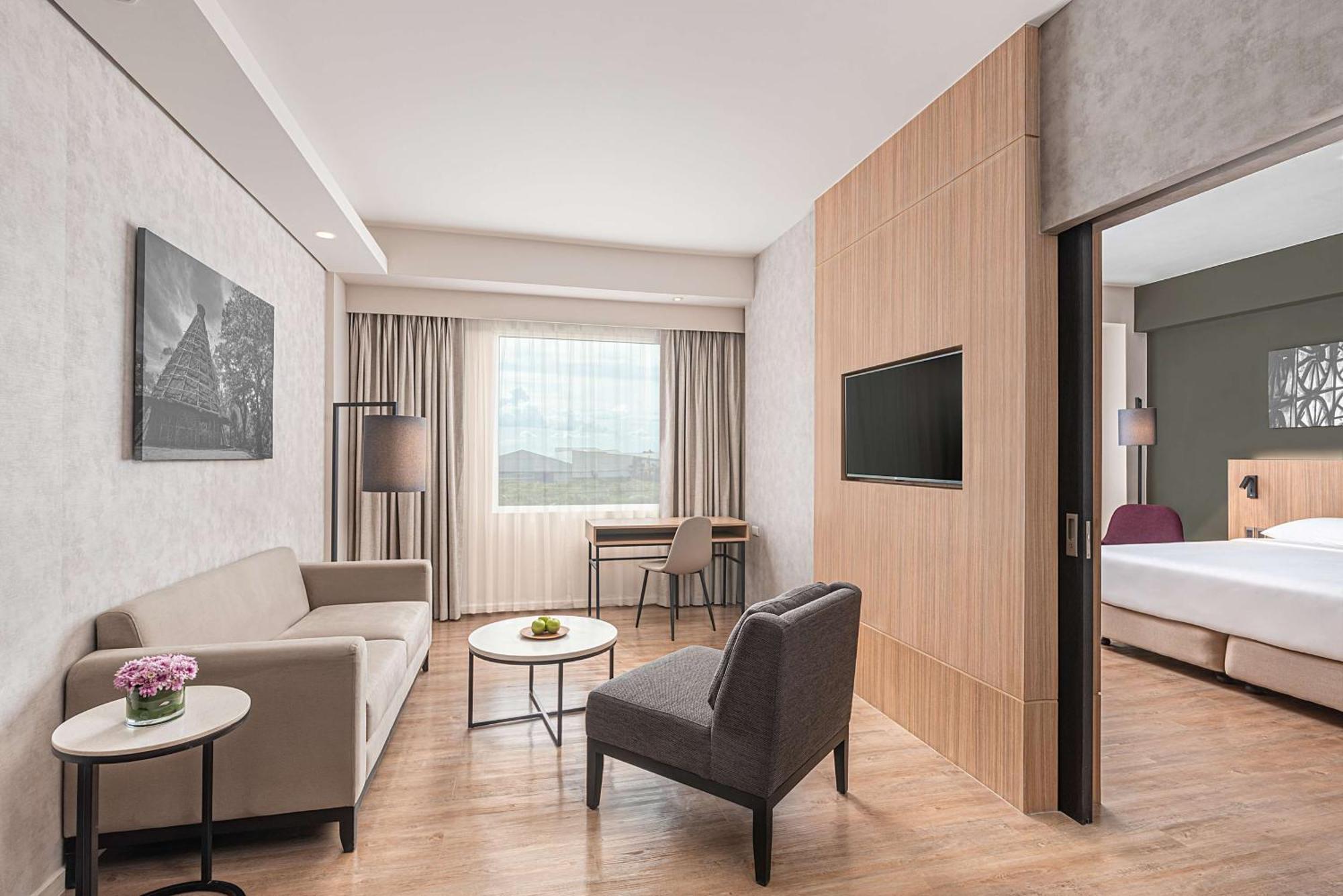 Park Inn By Radisson Bacolod Buitenkant foto