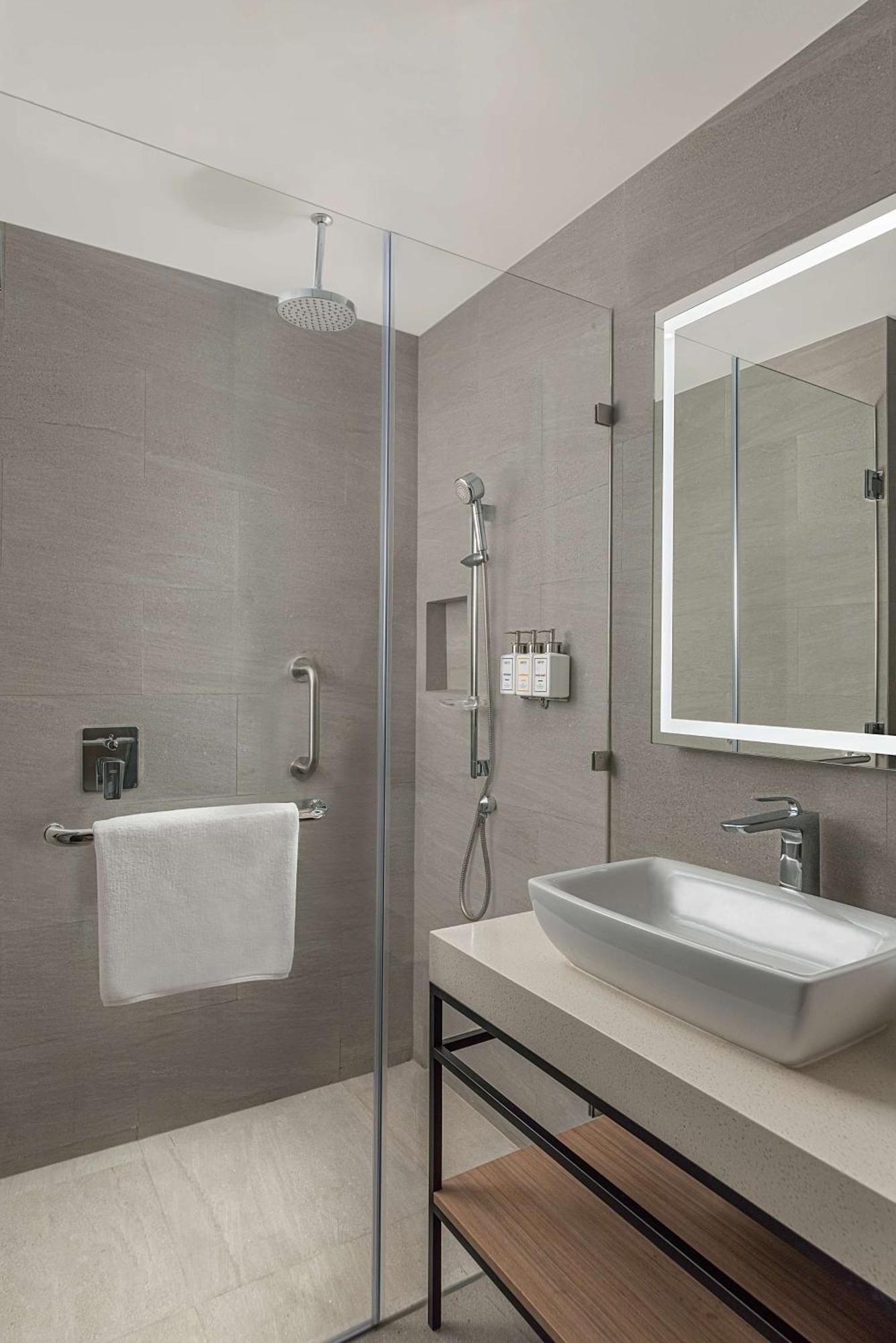 Park Inn By Radisson Bacolod Buitenkant foto