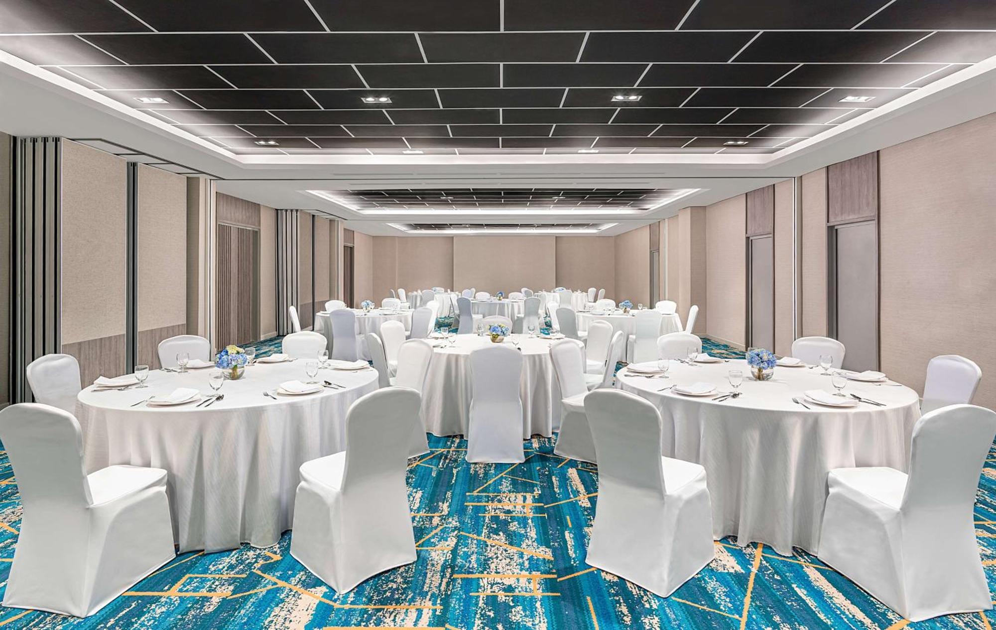 Park Inn By Radisson Bacolod Buitenkant foto